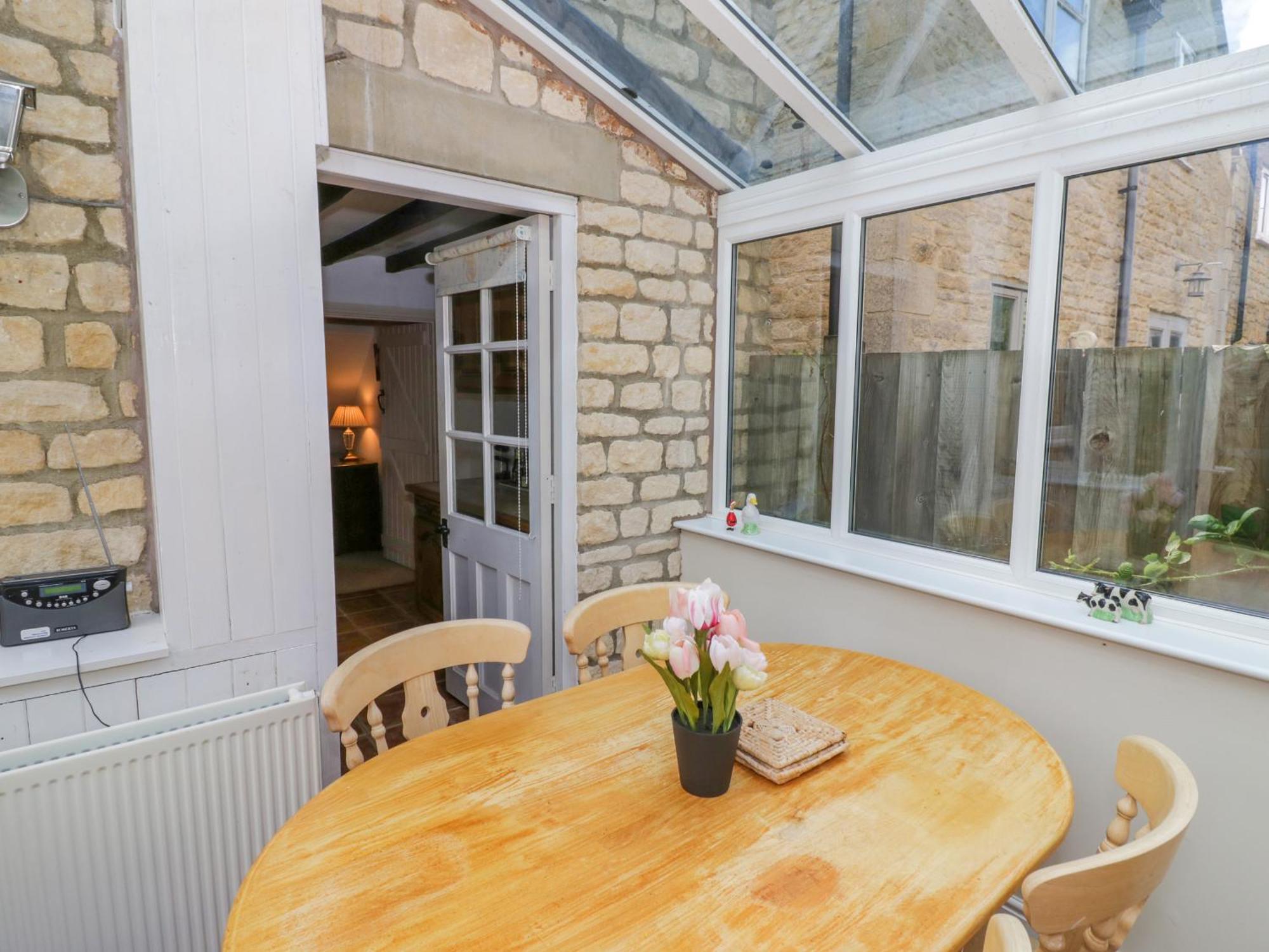 4 Lansdown Cottages Челтнъм Екстериор снимка